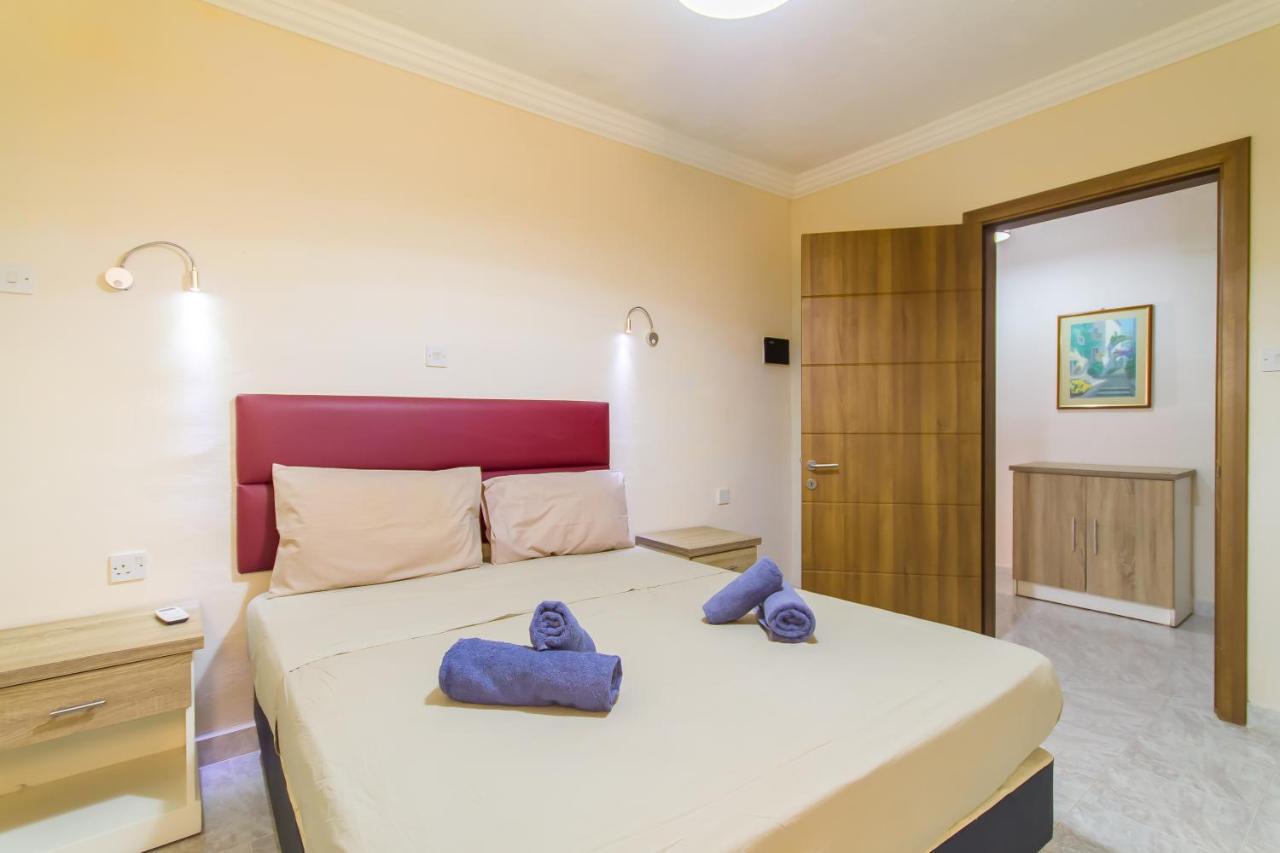 Pool & Sea Merill Apartments Mellieħa Buitenkant foto
