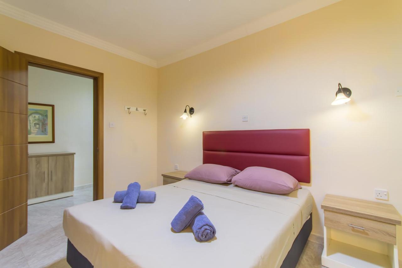 Pool & Sea Merill Apartments Mellieħa Buitenkant foto