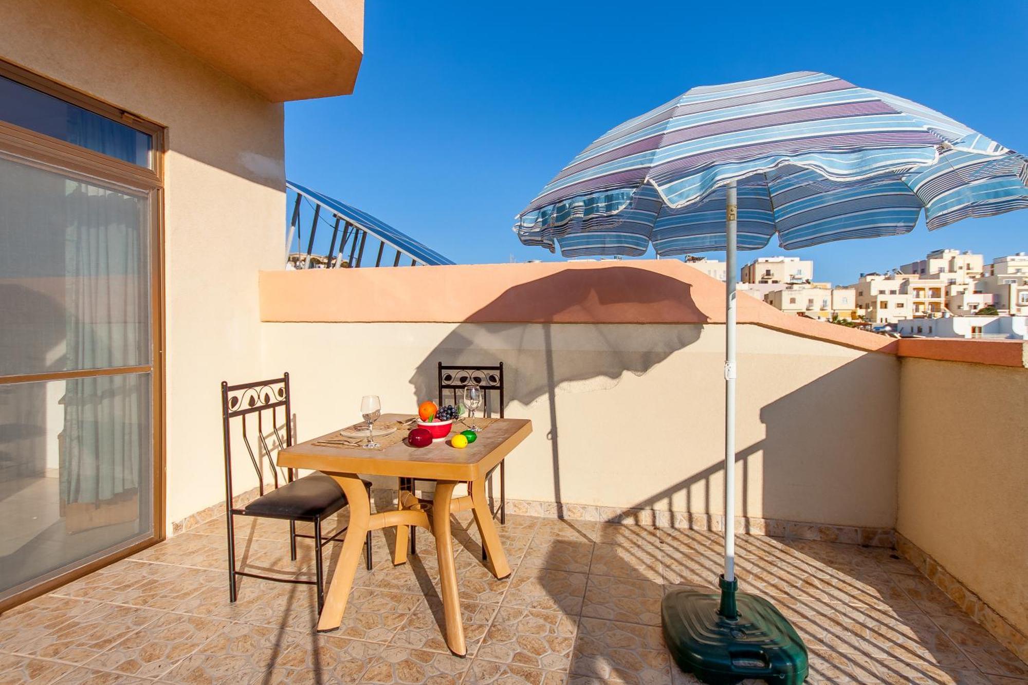 Pool & Sea Merill Apartments Mellieħa Buitenkant foto